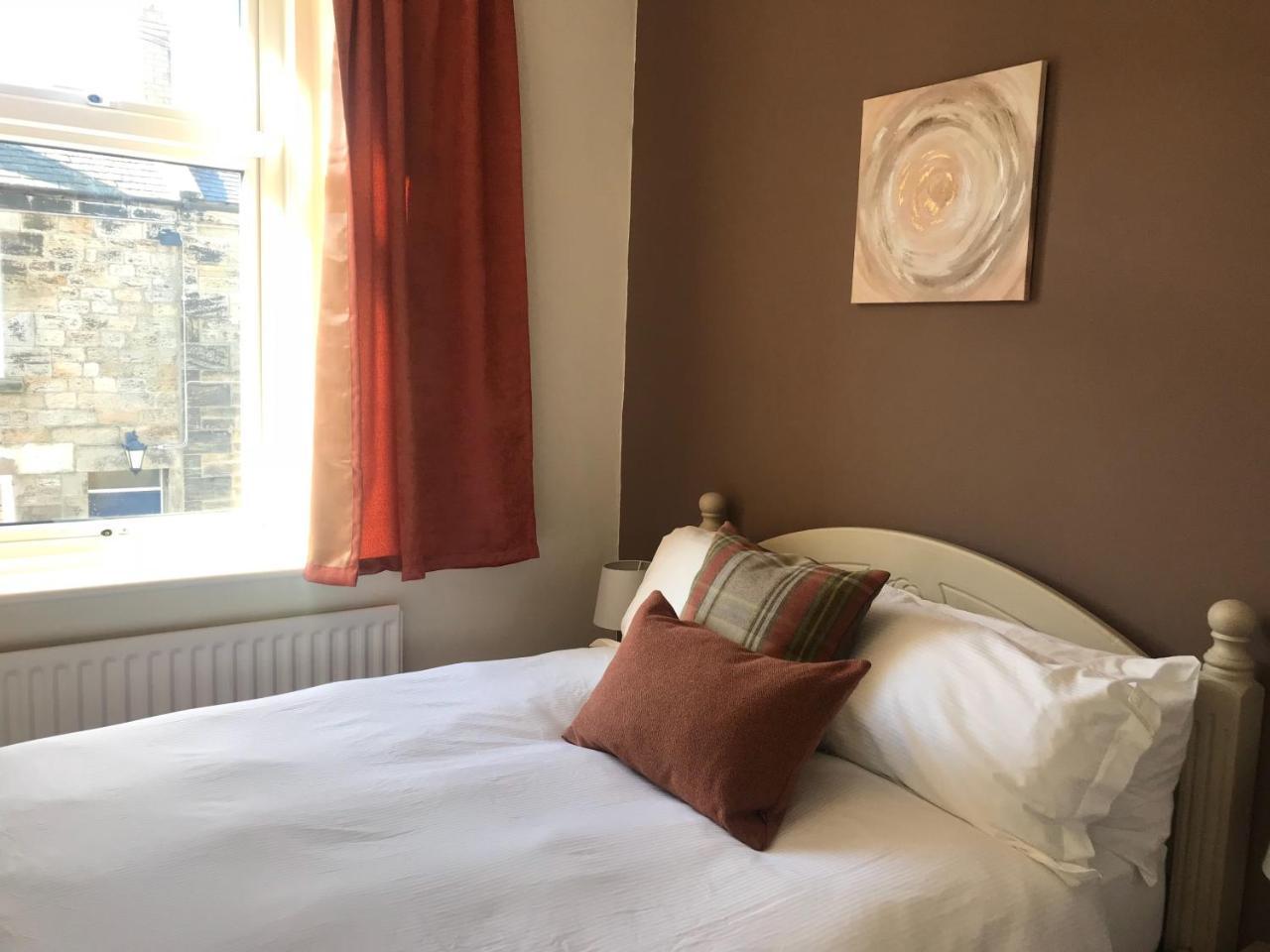 Harbour Guest House Amble Bagian luar foto